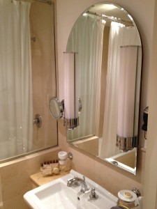 Grand Hotel Savoia Room Genoa Italy (Room 318 Bathroom)