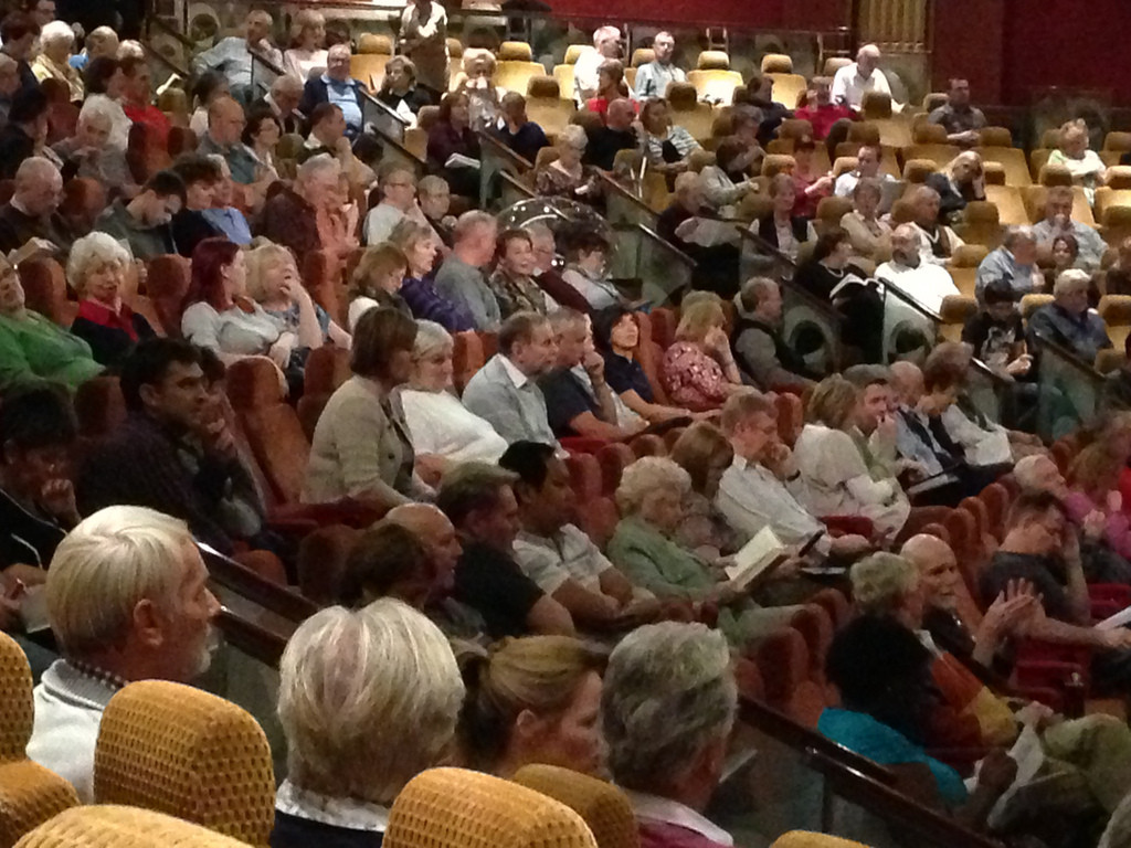 Cunard Queen Mary 2 Passengers in Insights Lecture