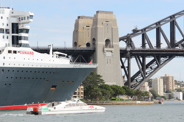 Queen Mary 2 Sydney Harbour