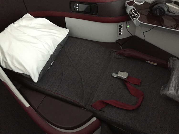 Qatar Airways A380 Bsuiness Class Seat Flat Bed