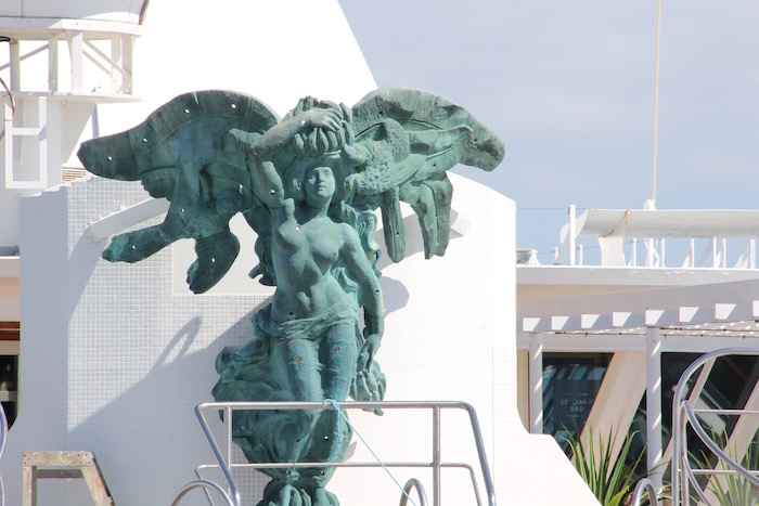 Fred Olsen Balmoral Venus Statue on Pool deck