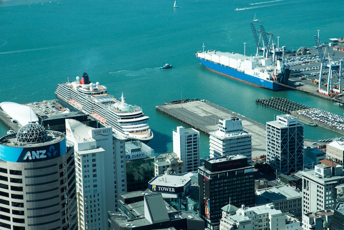 Cunard Queen Victoria in Auckland