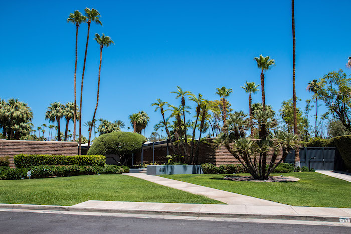 Palm Springs Mid-Modern Architecture-9