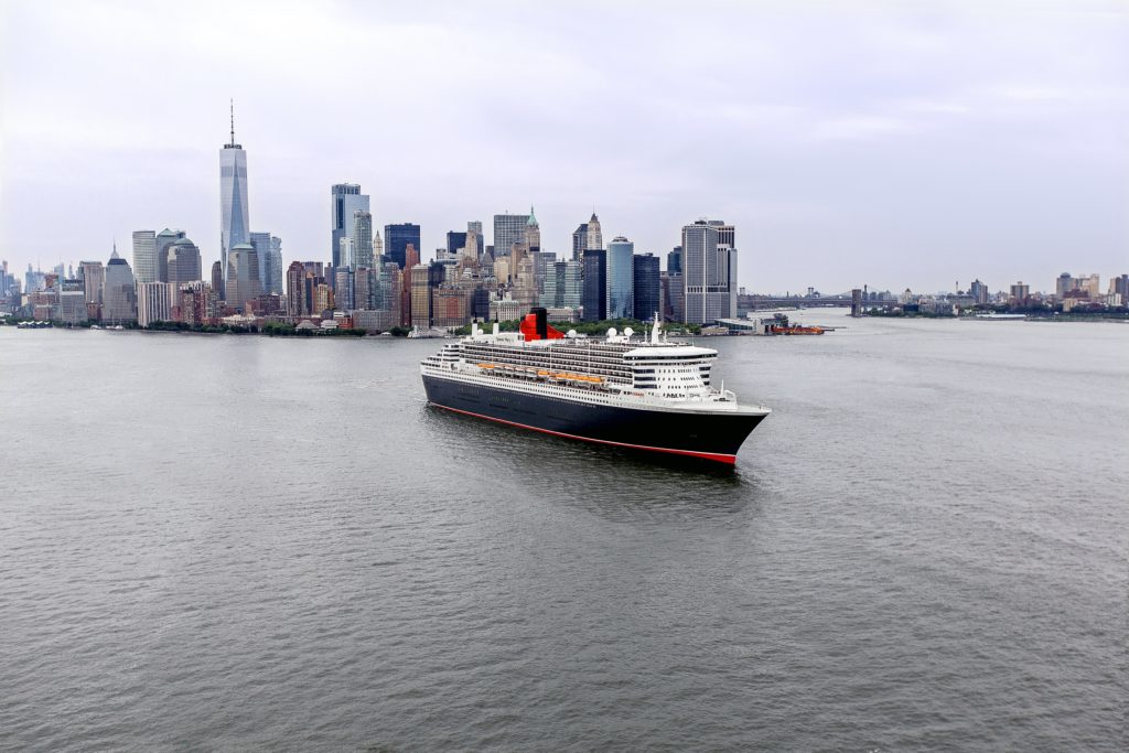 10 Smartest Things To Do If Crossing Atlantic on Cunard Queen Mary 2