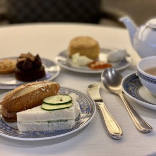 Cruise Dining Room Tips, Tricks & Things You NEED to Know