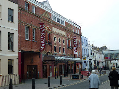 Everyman Theartre Cheltenham Cotswolds England via https://www.tipsfortravellers.com 